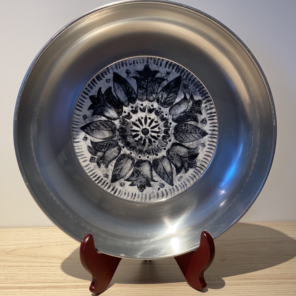 Buenilum bowl mid century modern USA